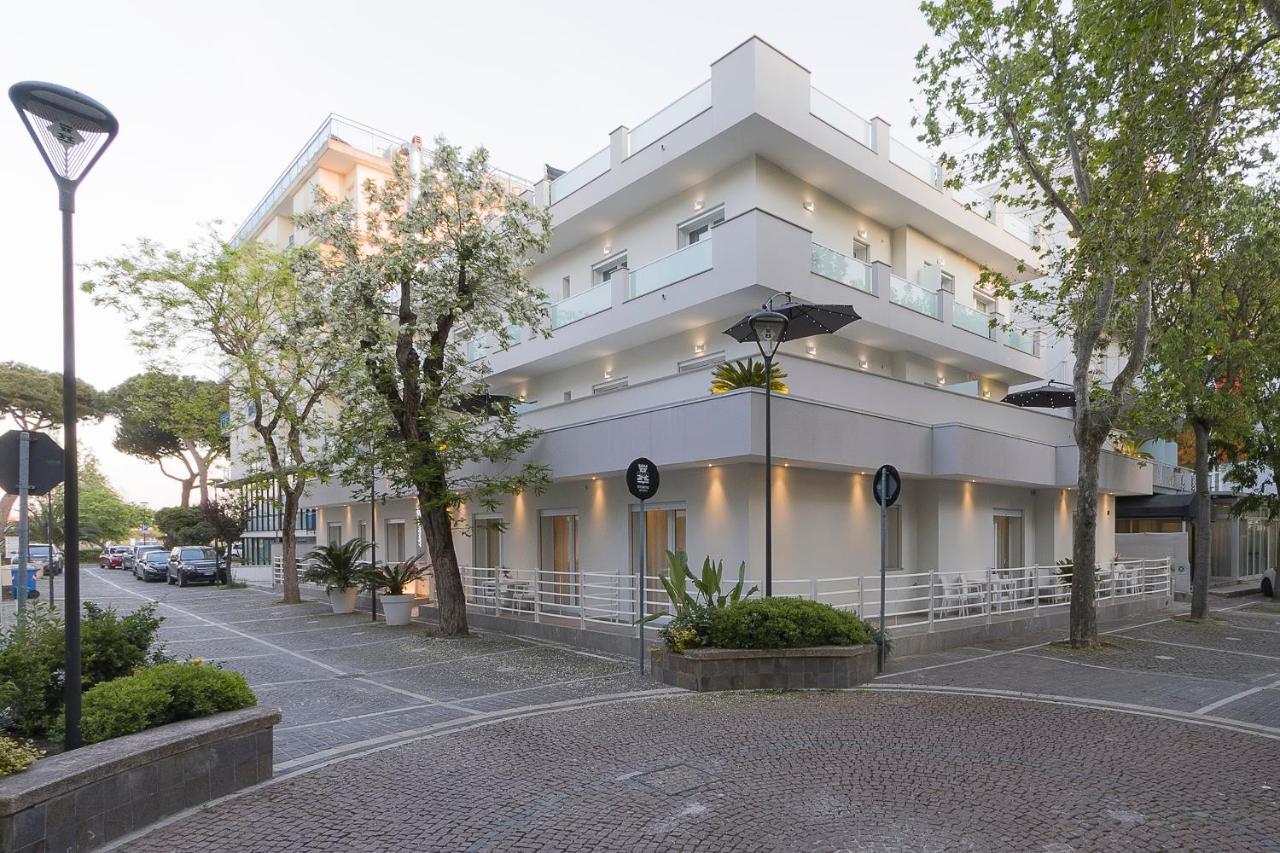 Residence Armony ミザーノ・アドリアーティコ エクステリア 写真